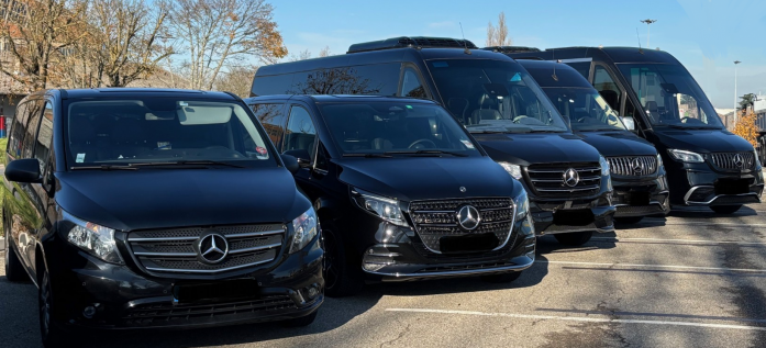 Nos minibus Sprinter et van 9 places à Lyon pour le transport privé de groupe