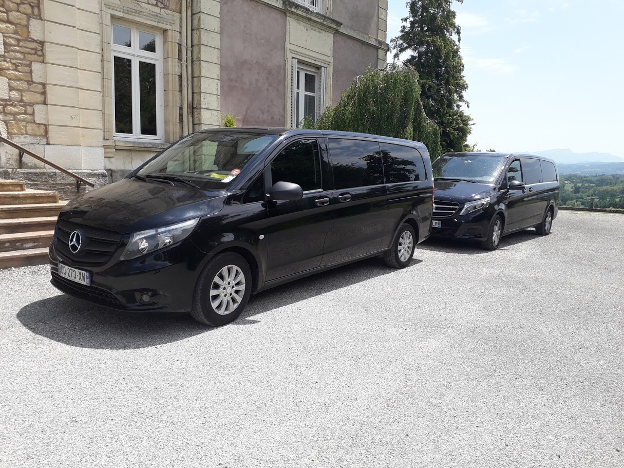 Service de vans avec chauffeur pour vos transferts dans les châteaux