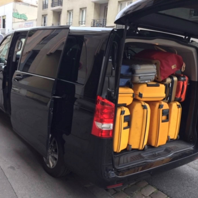 Van et chauffeur pour vos bagages à Charbonnière
