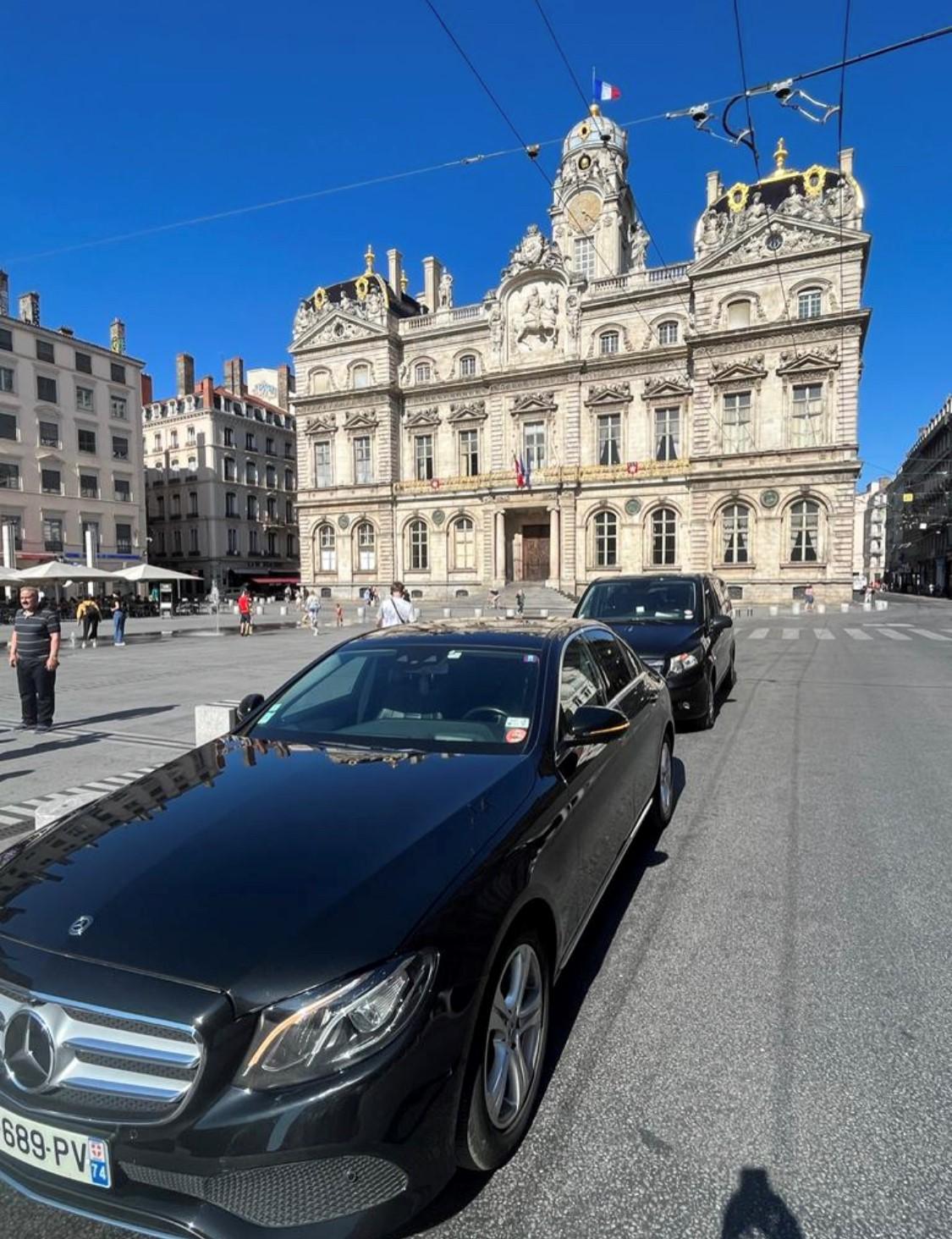 visite et circuit avec un chauffeur privé à Lyon TEL 06 19 88 81 29