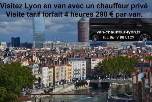 Visite touristique avec un chauffeur prive a lyon