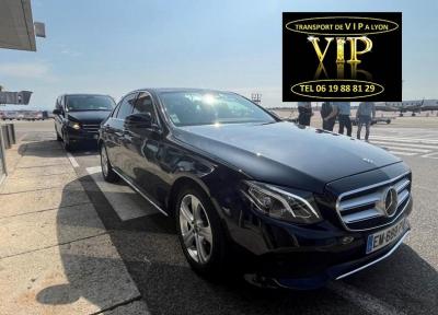 Vtc lyon chauffeur prive pour vip a l aeroport de lyon